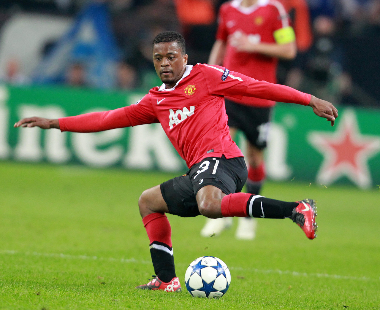 德提到布莱 德提到布莱